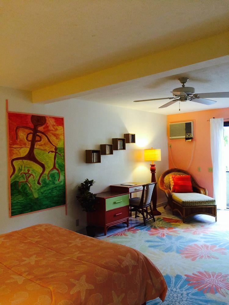 House Of Fountains Bed and Breakfast Lahaina Esterno foto