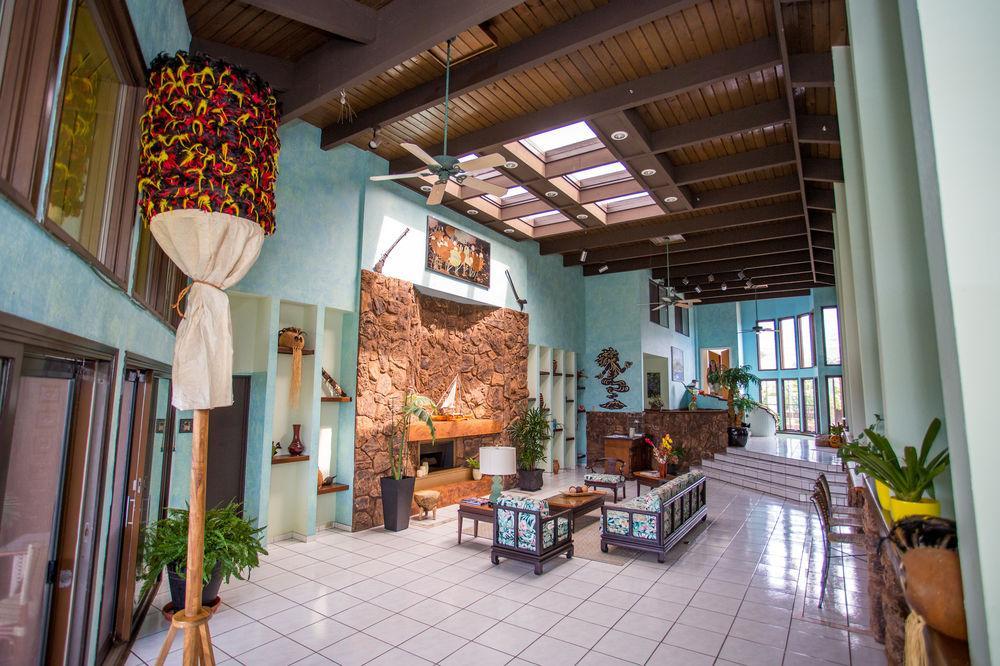 House Of Fountains Bed and Breakfast Lahaina Esterno foto