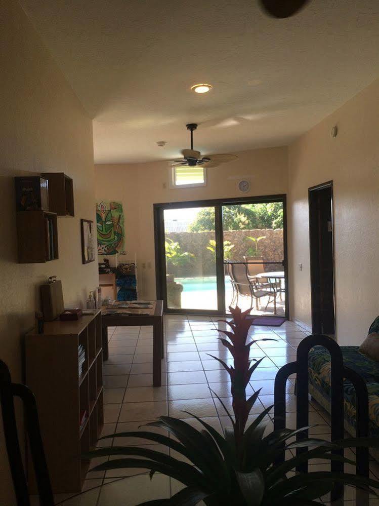 House Of Fountains Bed and Breakfast Lahaina Esterno foto